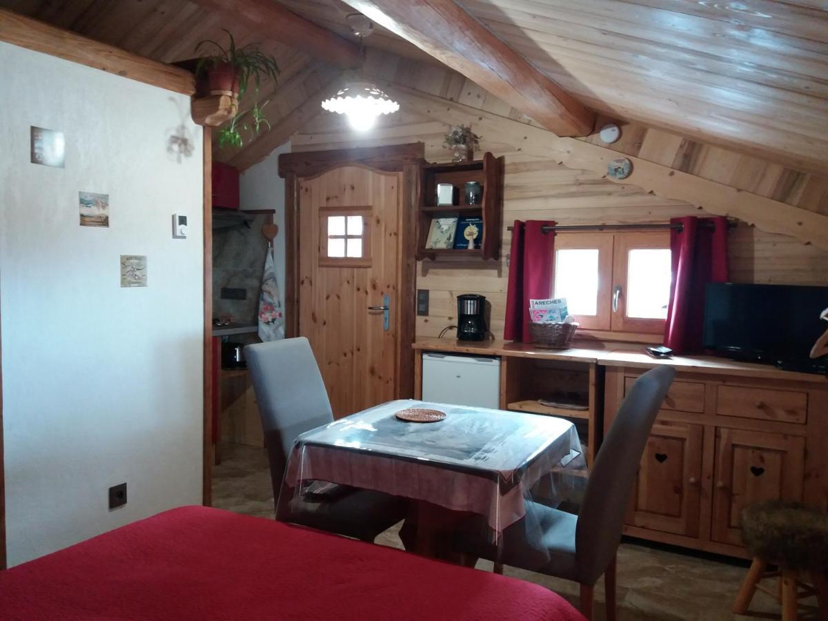 Вілла Le Refuge Des Marmottes Ареш Екстер'єр фото